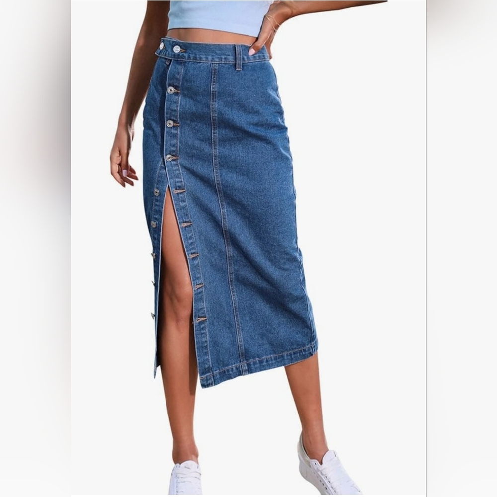 High-Waist Button-Front Denim Midi Skirt - Blue